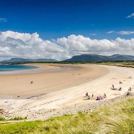 Bundoran Seaside Stays House - Wifi, Large Spacious Home エクステリア 写真