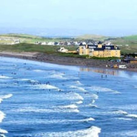 Bundoran Seaside Stays House - Wifi, Large Spacious Home エクステリア 写真