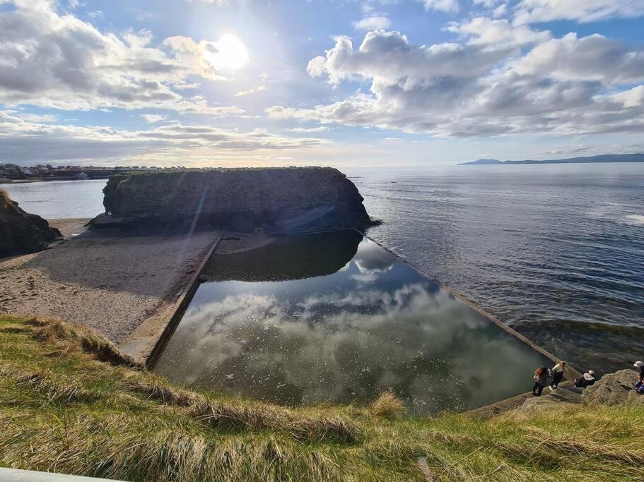 Bundoran Seaside Stays House - Wifi, Large Spacious Home エクステリア 写真